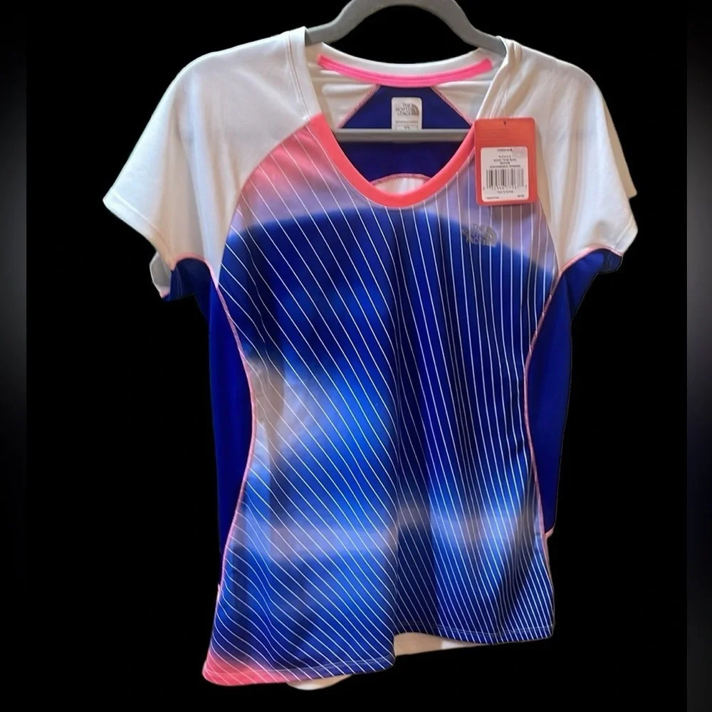 North Face Medium stripes ombre Flashdry womens shirt athletic dryfit hiking NWT